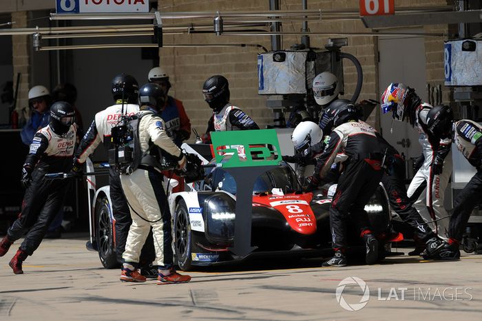 #8 Toyota Gazoo Racing Toyota TS050 Hybrid: Stéphane Sarrazin, Sébastien Buemi, Kazuki Nakajima