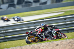 #17 Aprilia Grebenstein, Aprilia RSV4 Factory: Ralph Uhlig, Toni Finsterbusch, Jürgen Scheffel