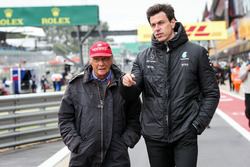 Niki Lauda, Mercedes AMG F1 Non-Executive Chairman and Toto Wolff, Mercedes AMG F1 Director of Motorsport