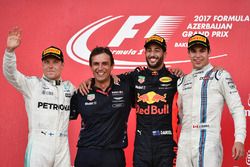 Podio: ganador de la carrera Daniel Ricciardo, Red Bull Racing, Pierre Wache, Red Bull Racing ingeni
