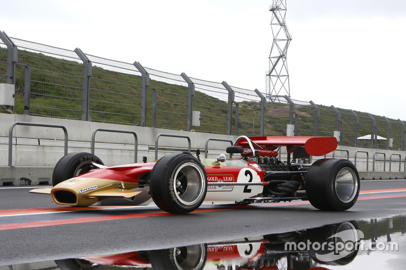 Lotus 49B
