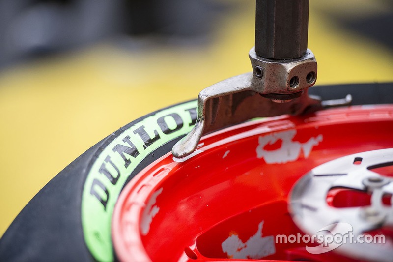 Dunlop tyres