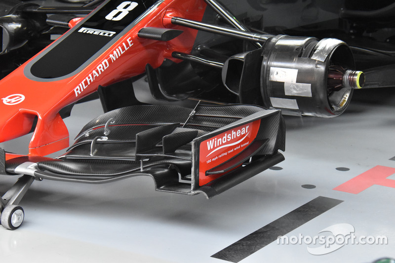 Haas F1 Team VF-17, detail front wing