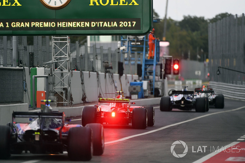 Карлос Сайнс-молодший, Scuderia Toro Rosso STR12