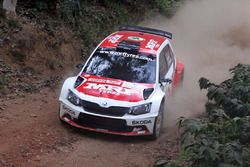 Gaurav Gill and Glenn MacNeall, Skoda Fabia R5, Team MRF