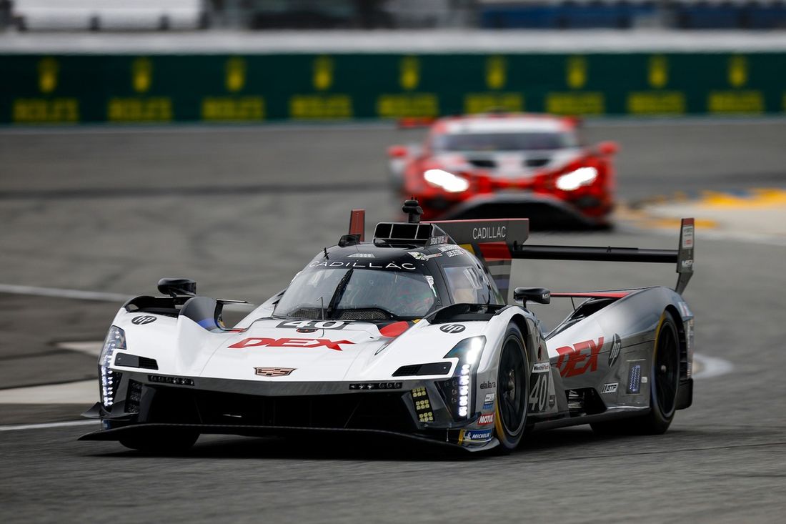 #40 Cadillac Wayne Taylor Racing Cadillac V-Series.R: Jordan Taylor, Louis Deletraz, Alex Lynn, Kamui Kobayashi