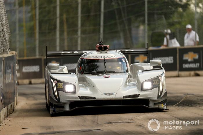 #01 Chip Ganassi Racing Cadillac DPi: Renger van der Zande, Kevin Magnussen