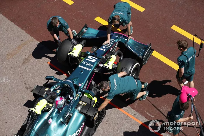 Sebastian Vettel, Aston Martin AMR21