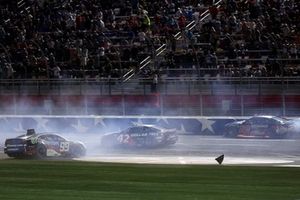 Daniel Suárez, Trackhouse Chevrolet, Ryan Blaney, Team Penske Ford