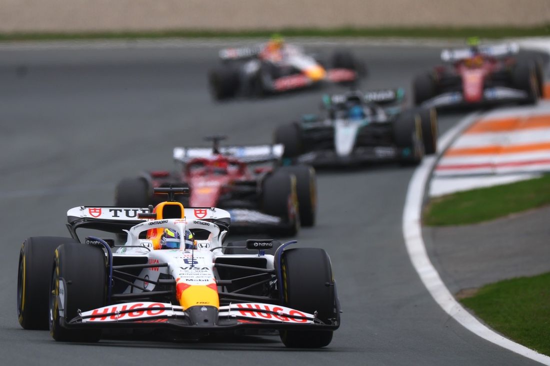 Charles Leclerc, Ferrari, George Russell, Mercedes, Isack Hadjar, Racing Bulls Team