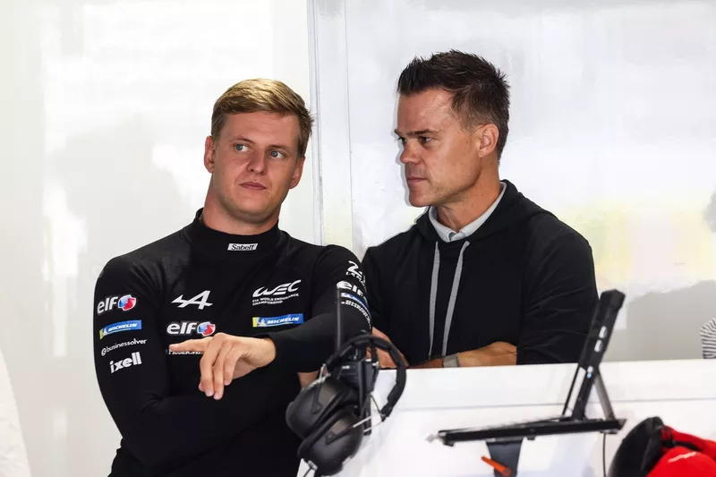 #36 Alpine Endurance Team Alpine A424 : Mick Schumacher avec Dirk Müller