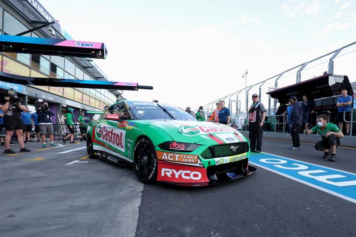 Fernando Alonso, Alpine F1 Team, prueba con Thomas Randle, Tickford Racing, Ford Mustang GT 