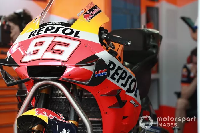 Honda: nuevas aletas