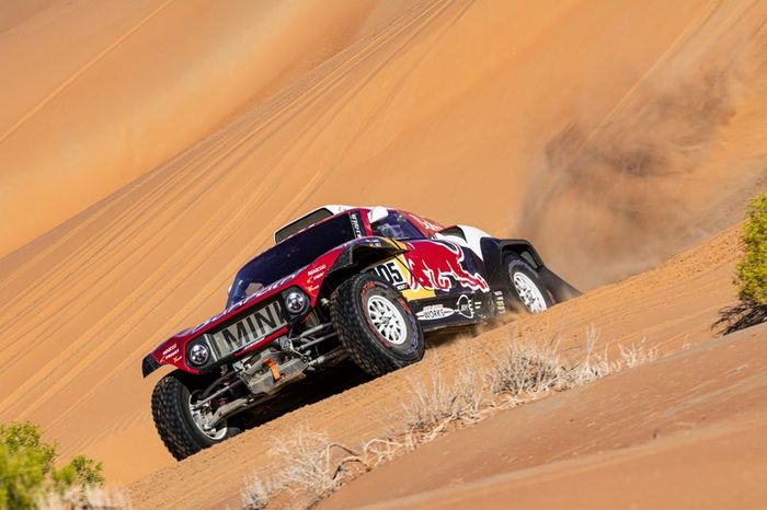 #305 JCW X-Raid Team: Carlos Sainz, Lucas Cruz