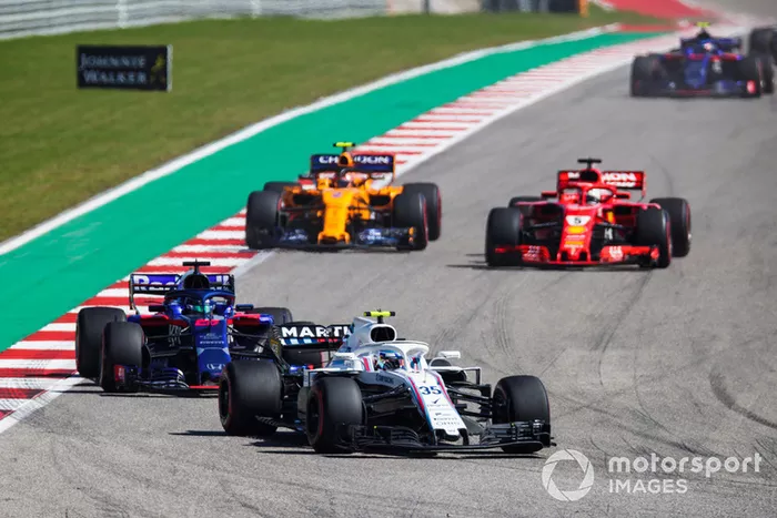 Sergey Sirotkin, Williams FW41, Brendon Hartley, Toro Rosso STR13, Sebastian Vettel, Ferrari SF71H, y Stoffel Vandoorne, McLaren MCL33
