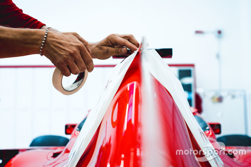 Sebastian Vettel, Kimi Raikkonen, Ferrari, Mission Winnow