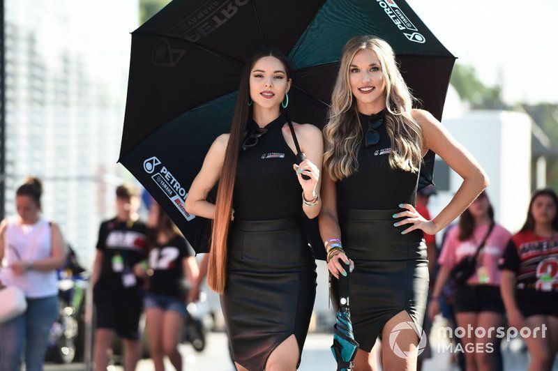 Chicas de la parrilla