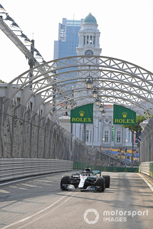 Lewis Hamilton, Mercedes AMG F1 W09 EQ Power+