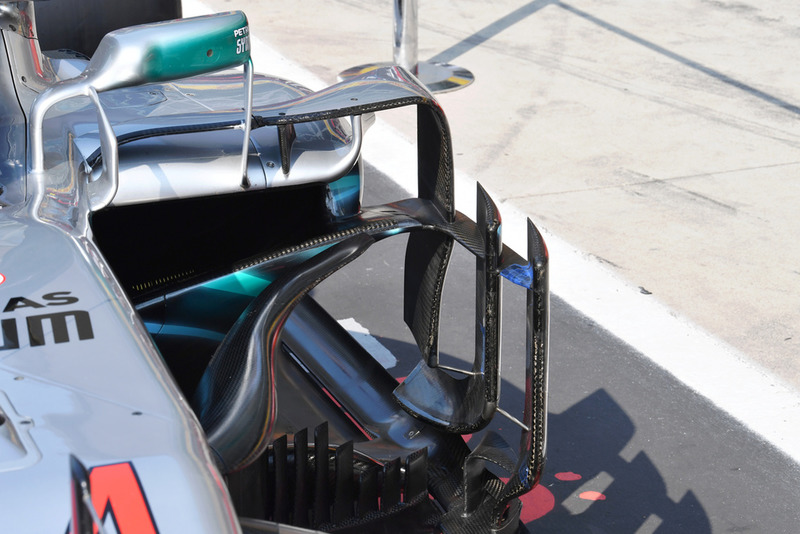 Dérives latérales de la Mercedes AMG F1 W09