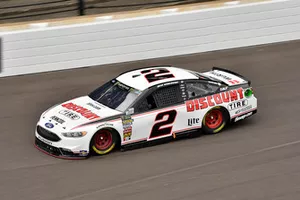 Brad Keselowski, Team Penske, Ford Fusion Discount Tire