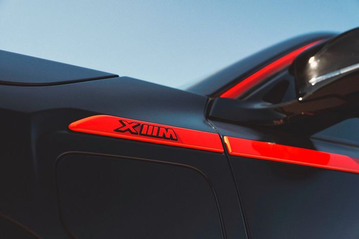 BMW XM Label Red