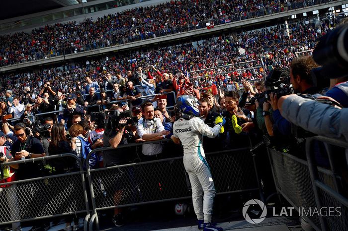 Valtteri Bottas, Mercedes-AMG F1 celebra en parc ferme