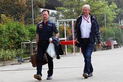 (L to R): Christian Horner, Red Bull Racing Team Principal with Dr Helmut Marko, Red Bull Motorsport Consultant