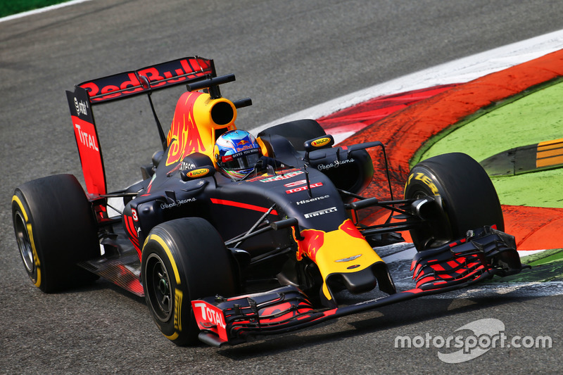 6. Daniel Ricciardo, Red Bull Racing RB12