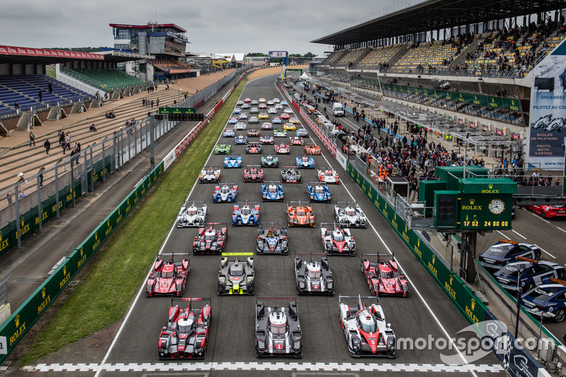 #10: Das traditionelle Foto: Alle Fahrzeuge der 24 Stunden von Le Mans