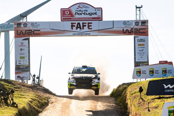 Oliver Solberg, Elliott Edmondson, Skoda Fabia Evo Rally2