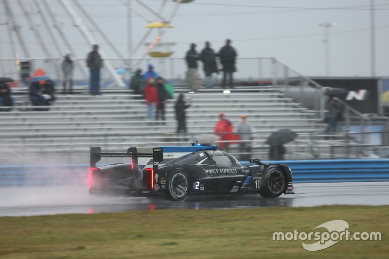 #10 Wayne Taylor Racing Cadillac DPi: Renger Van Der Zande, Jordan Taylor, Fernando Alonso, Kamui Kobayashi