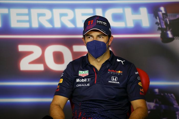 Sergio Pérez, Red Bull Racing en la conferencia de prensa