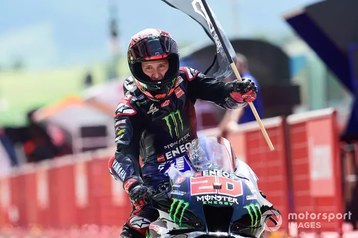Podio: segundo lugar Fabio Quartararo, Yamaha Factory Racing