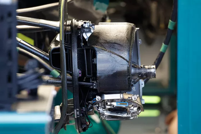 Detalle del tambor de freno del Aston Martin AMR23