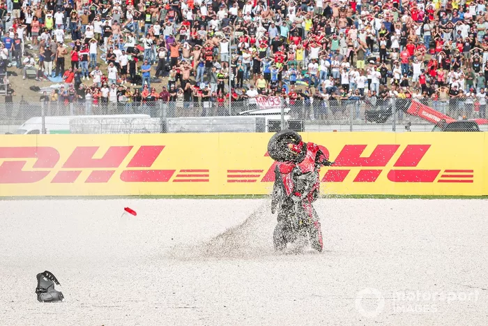 Francesco Bagnaia, caída del equipo Ducati