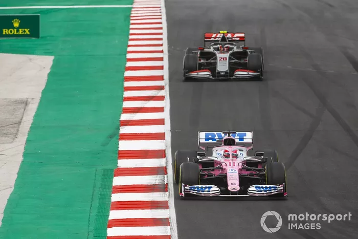 Sergio Pérez, Racing Point RP20, Kevin Magnussen, Haas VF-20