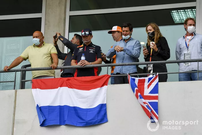 Fans