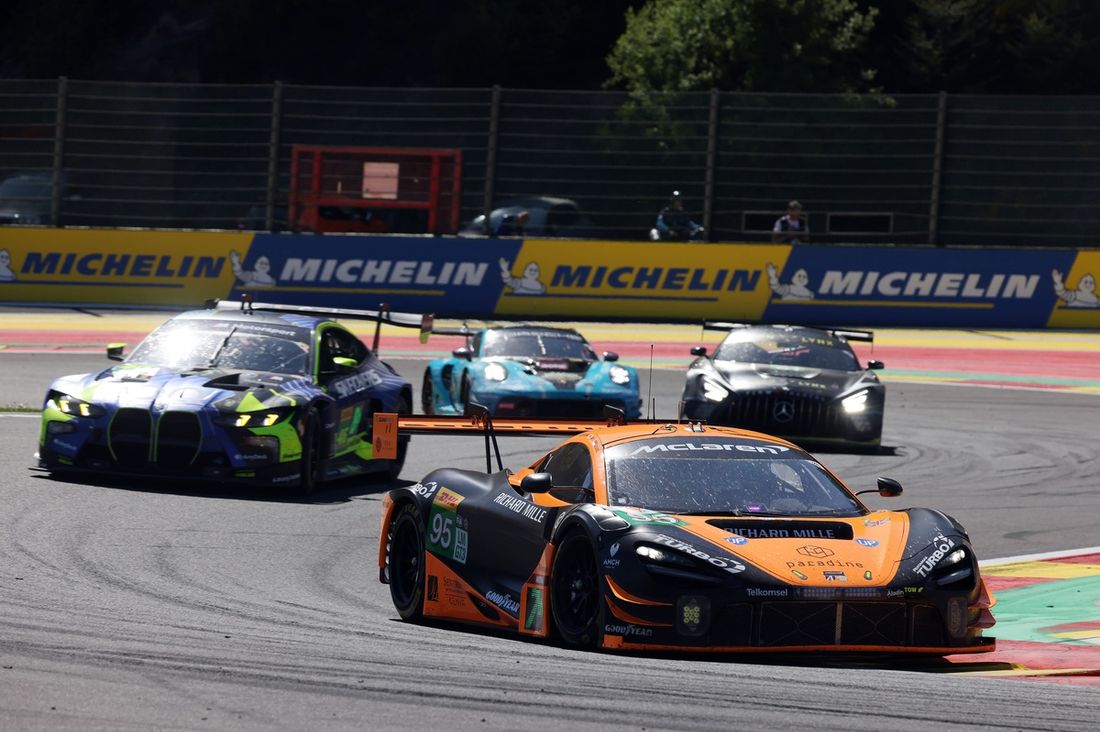 #95 United Autosports Mclaren 720S LMGT3 Evo: Darren Leung, Sean Gelael, Marino Sato
