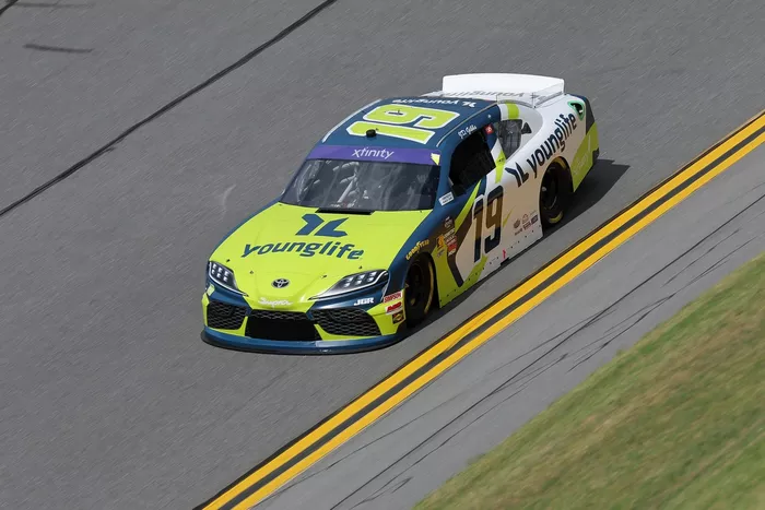 Aric Almirola, Toyota