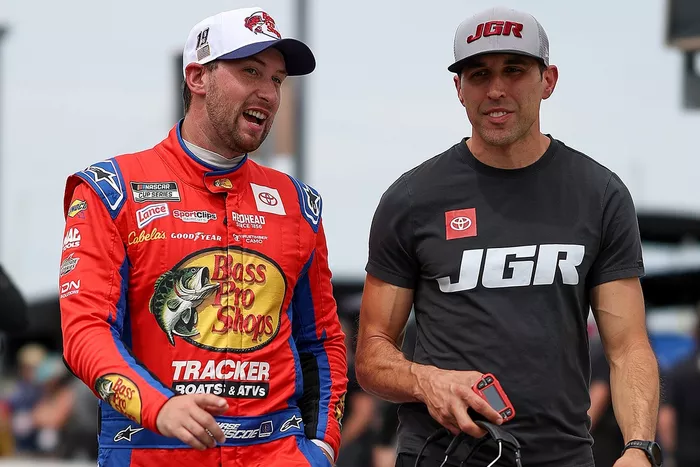 Chase Briscoe, Joe Gibbs Racing Toyota, Aric Almirola