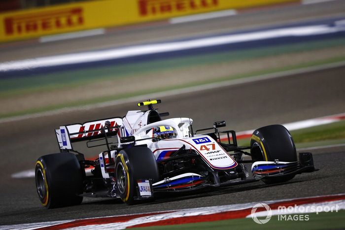 Mick Schumacher, Haas VF-21 