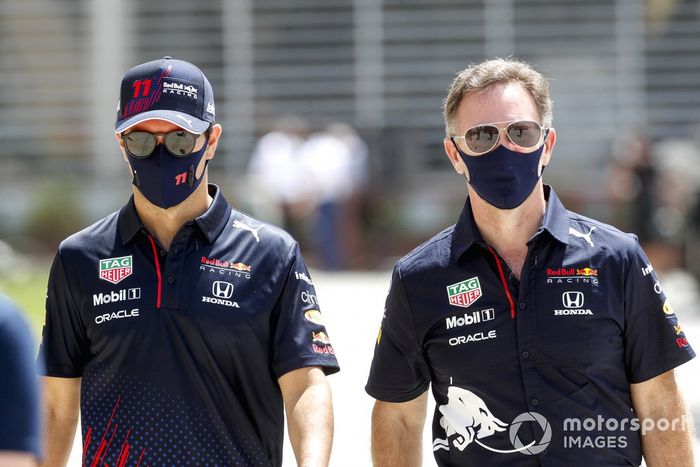 Sergio Pérez, Red Bull Racing y Christian Horner, Team Principal, Red Bull Racing 