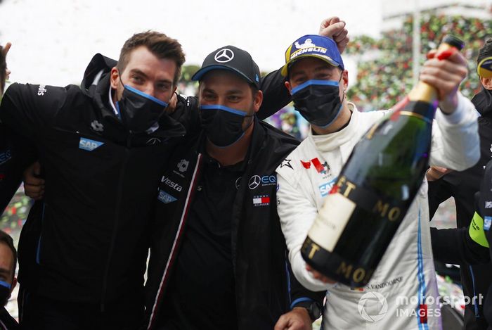 Stoffel Vandoorne, Mercedes-Benz EQ, celebra la victoria 