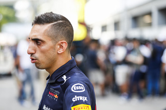 Sebastien Buemi, Test- en reservecoureur Red Bull Racing