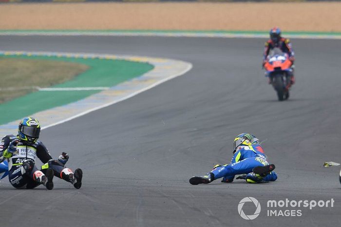 Joan Mir, Team Suzuki MotoGP, Karel Abraham, Avintia Racing crash