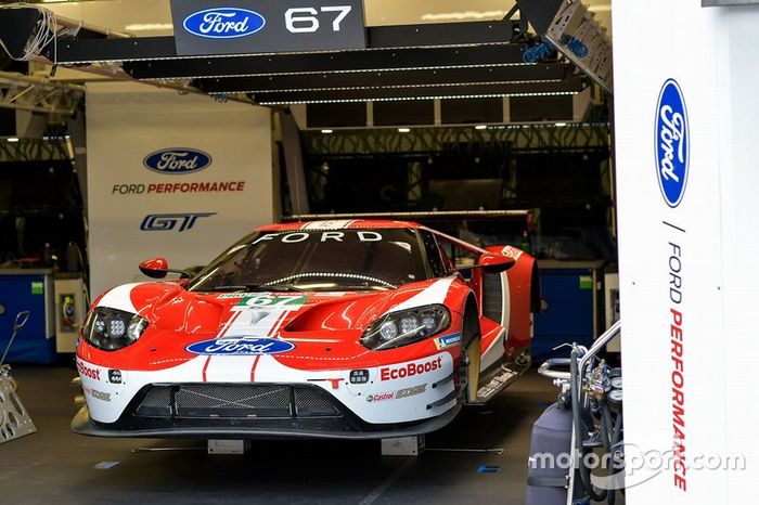 #67 Ford Chip Ganassi Racing Ford GT: Andy Priaulx, Harry Tincknell, Jonathan Bomarito