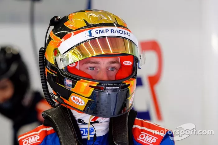 #11 SMP Racing BR Engineering BR1: Stoffel Vandoorne