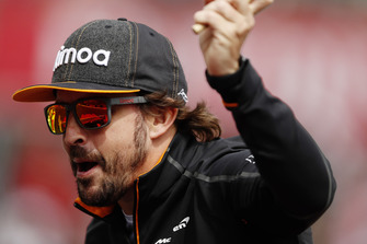 Fernando Alonso, McLaren, lors de la parade des pilotes