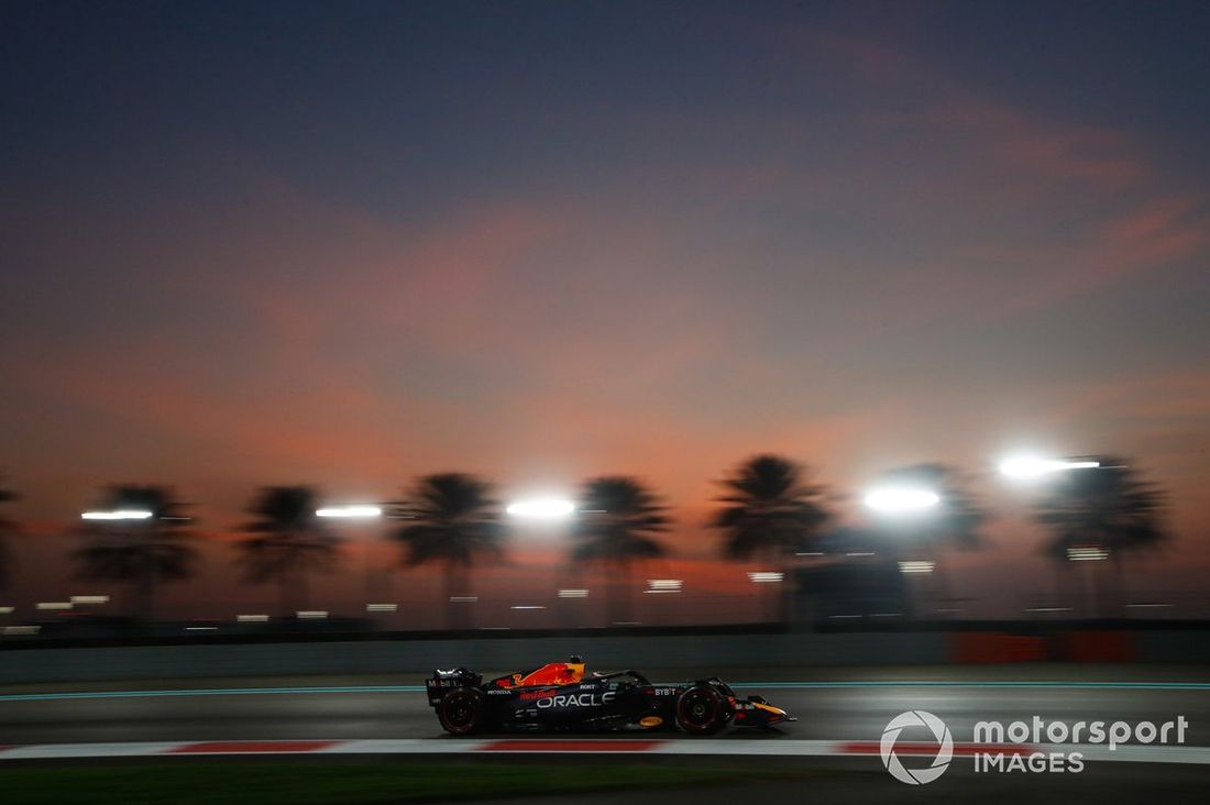 Jake Dennis, Red Bull Racing RB19