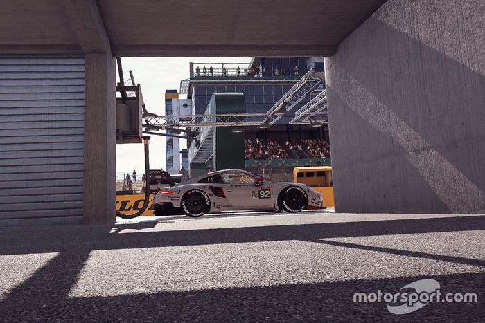 #92 Porsche Esports Team Porsche 911 RSR: Jaxon Evans, Matt Campbell, Mack Bakkum, Jeremy Bouteloup